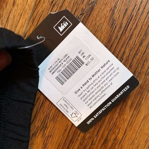 NWT REI black first layer - Picture 11 of 11